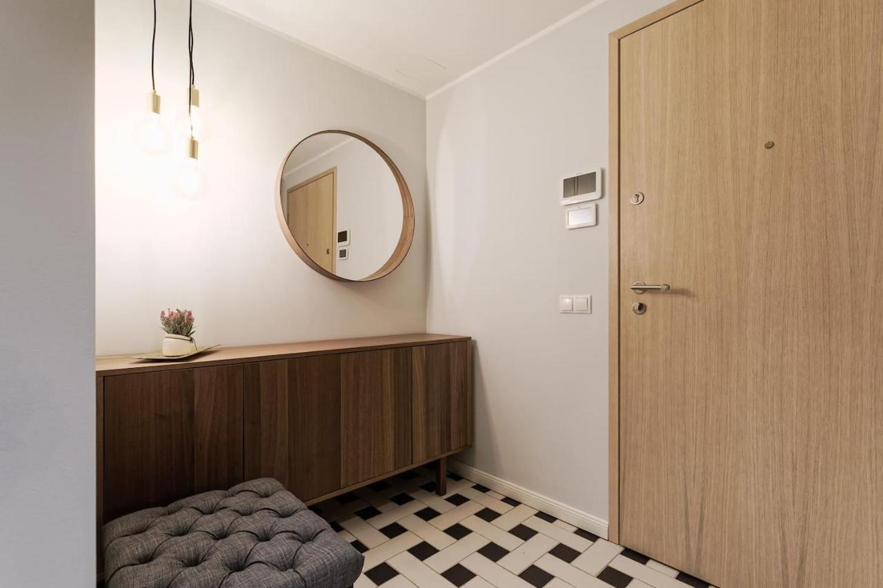 Central Apartments, Quiet With Free Parking And Ac. Tallinn Bagian luar foto